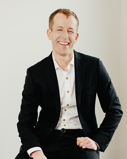 La Crosse dentist Doctor Robert Saphner smiling